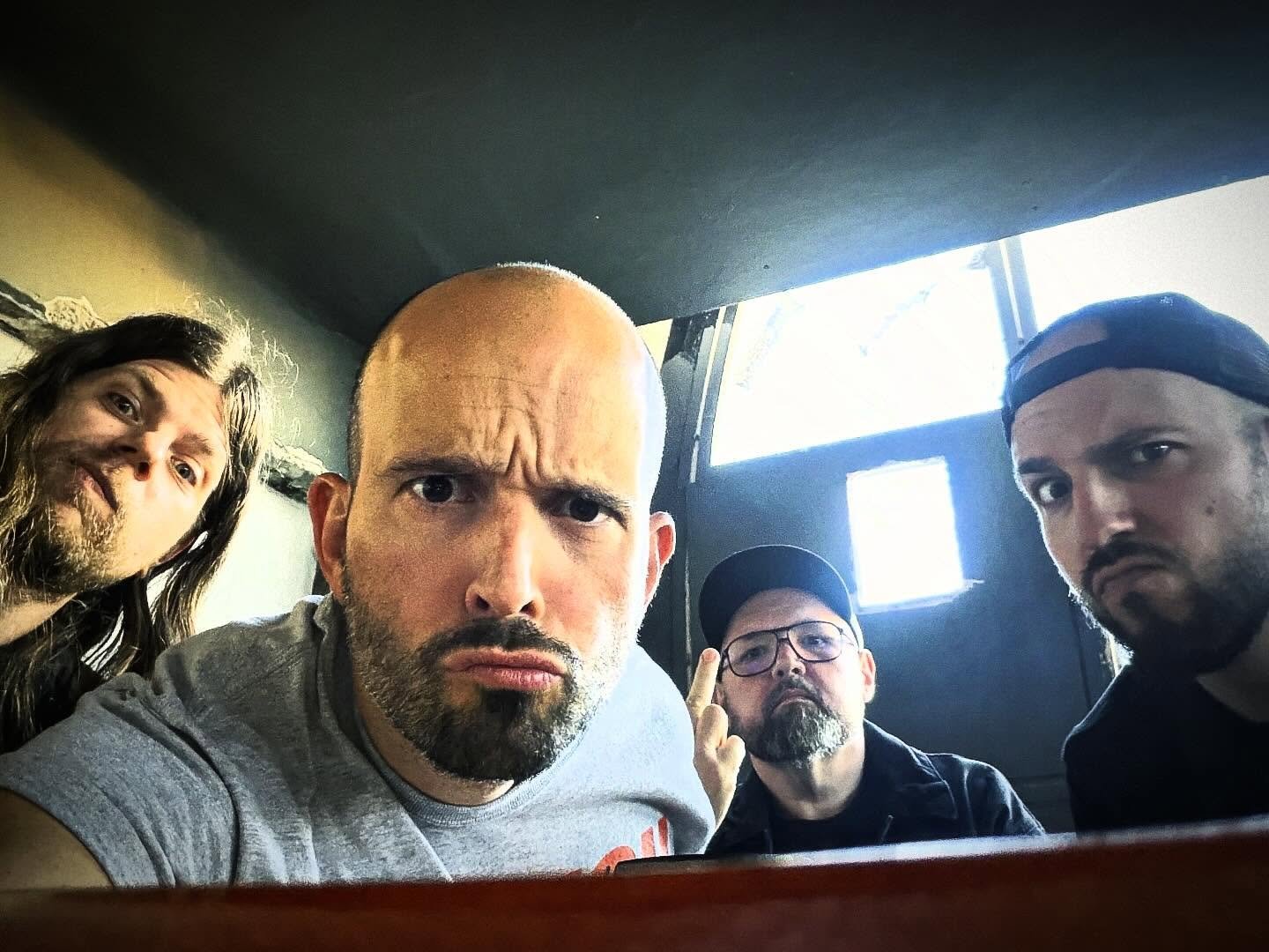 The boys are back in town, új album jön, Ti is gyertek: MÁJUS 16: DUPLA LEMEZBE…